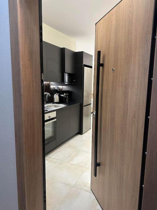Eclectic Apartment Near Downtown Ираклион Экстерьер фото