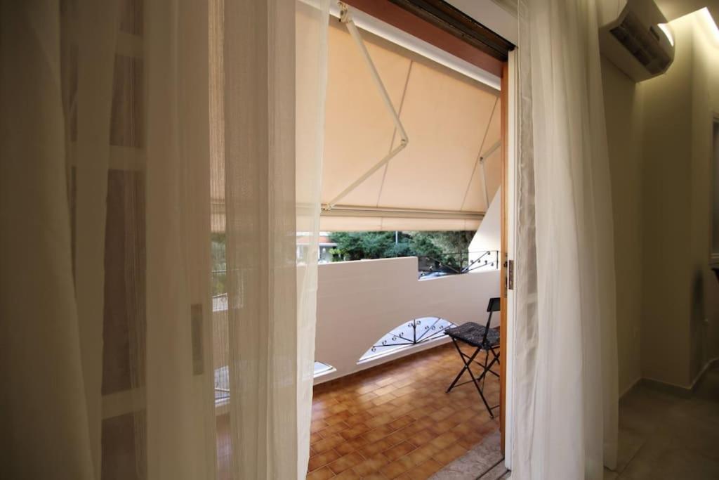 Eclectic Apartment Near Downtown Ираклион Экстерьер фото